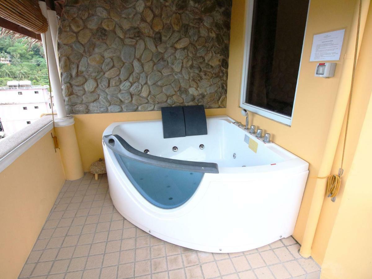 Mermaid Resort And Dive Center Puerto Galera Exterior photo